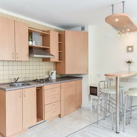 Sviesus Ir Erdvus Butas Su Balkonu Apartment Palanga